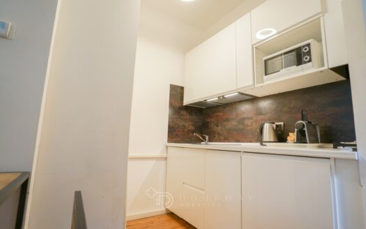 Elegante Monolocale in Via Fiori Chiari, Brera, Milano